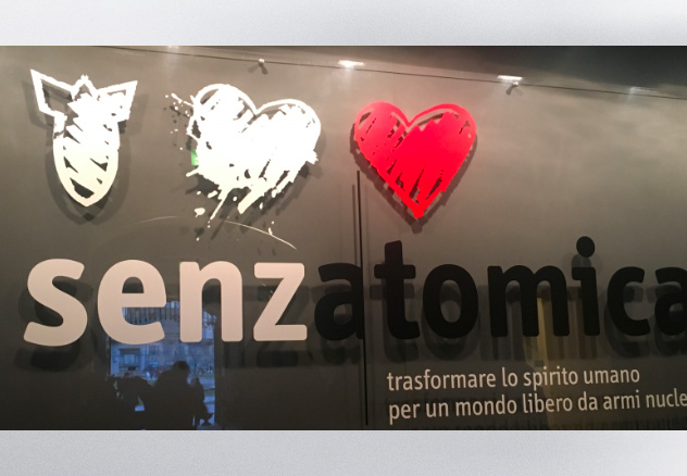 Senzatomica Logo and Naming - gallery